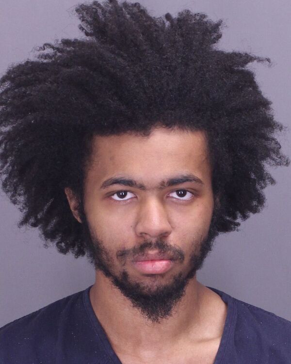 Man Charged With Passing Phony $100 Bills Enters Plea