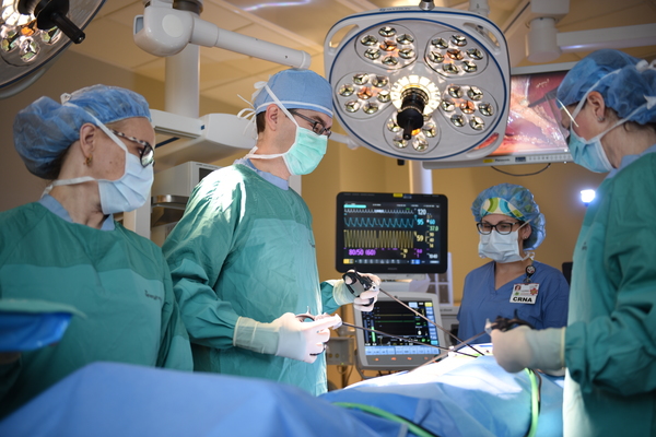 St. Joseph Mercy Livingston Completes 1,000 Robotic Surgeries