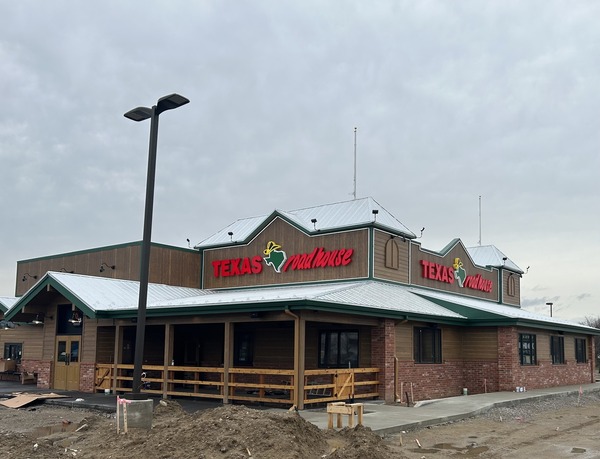 New Texas Roadhouse In Green Oak Township Opens Monday