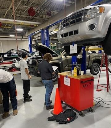 Brighton HS Automotive Students Earn Trip to SkillsUSA State Competition