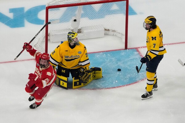 Denver Beats Michigan 4-3 in 2-OT Frozen Four Thriller