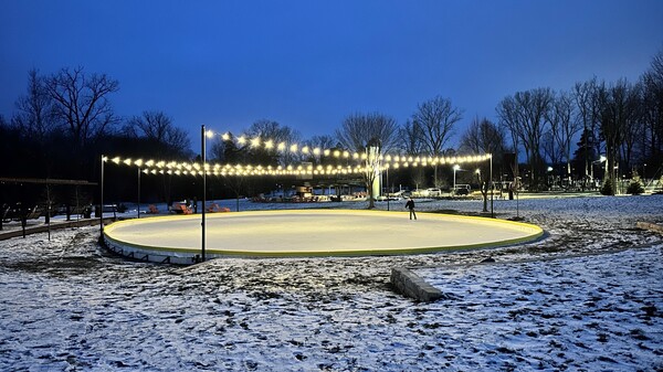 Central Park Ice Skating Rink Open In Downtown Milford