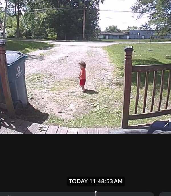 Unknown / Missing Child Alert In Holly