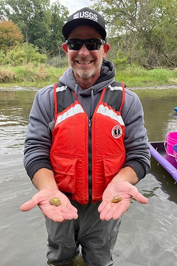 7,500 Endangered Snuffbox Mussels Stocked In Huron, Clinton Rivers & Cass Lake
