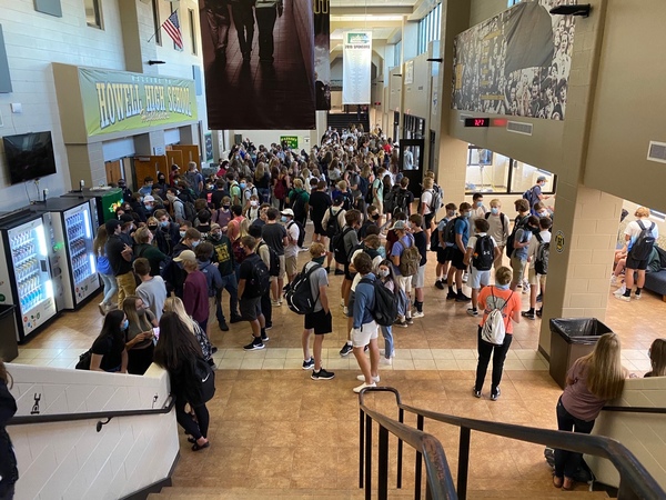 Howell Students Crowd Hallway On First Day Back To School