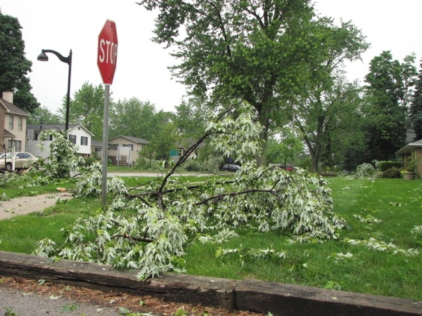 Tornado Warning Prompts Sirens In Oak Grove/Howell Area