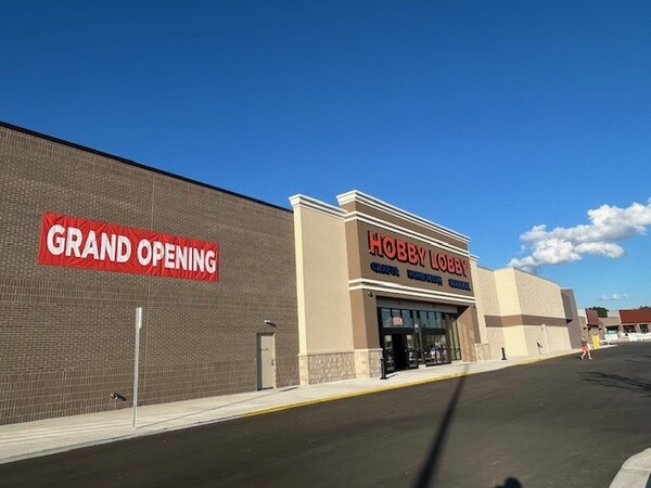 Shoppers Head to Genoa Twp. Hobby Lobby for Holiday Deals