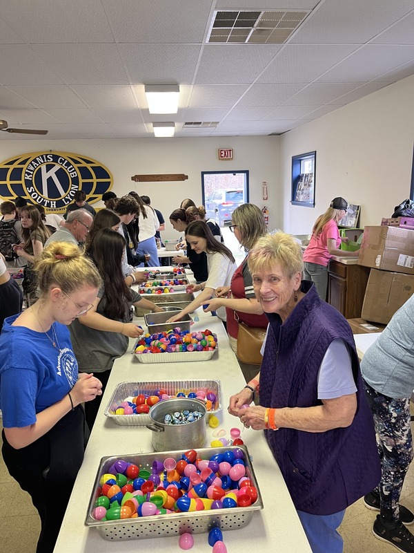 Volunteers Prepare For Annual South Lyon Kiwanis Easter Egg Hunt