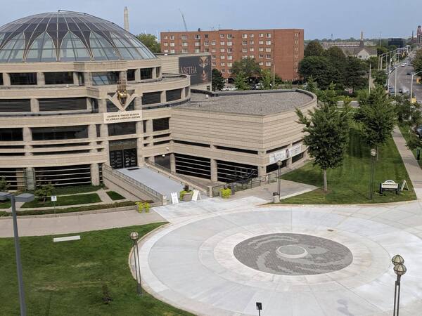 University Co-Sponsors Guided Tour Of Charles H. Wright Museum